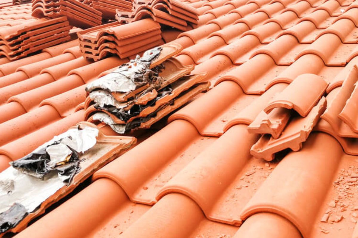 How Much Does A Roof Replacement Cost? Chaffey Roofing Ontario